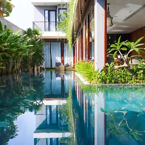 K House Aparthotel